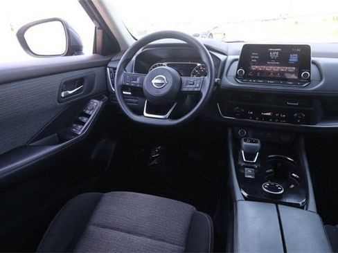 Certified 2023 Nissan Rogue SV image 21