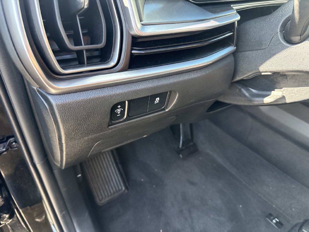 Used 2025 Kia Sorento S AWD/4WD image 21