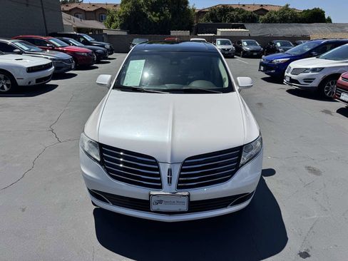 Used 2017 Lincoln MKT AWD w/ Technology Package image 11