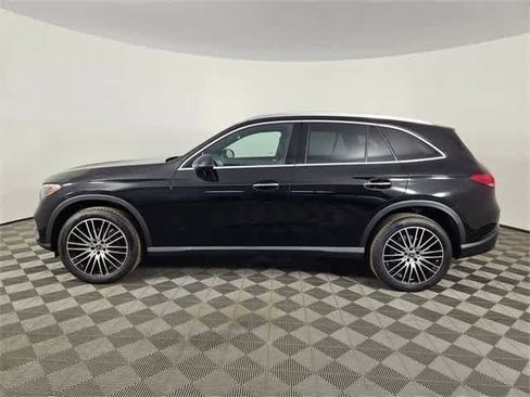 Certified 2025 Mercedes-Benz GLC 300 4MATIC image 2