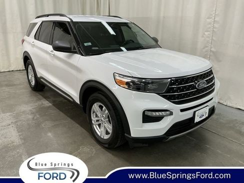 Used 2020 Ford Explorer XLT w/ Equipment Group 202A image 1