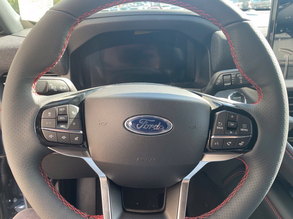 New 2027 Ford Explorer ST-Line w/ Premium Package AWD/4WD image 16