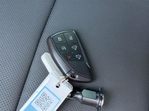 Used 2025 GMC Hummer EV 2X AWD/4WD image 22