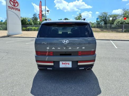 Used 2025 Hyundai Santa Fe Limited AWD/4WD image 6