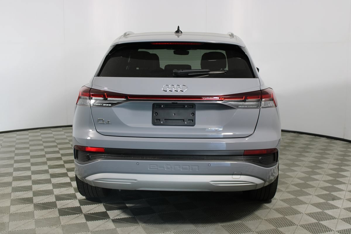 Used 2023 Audi Q4 e-tron Premium w/ Convenience Package RWD image 32