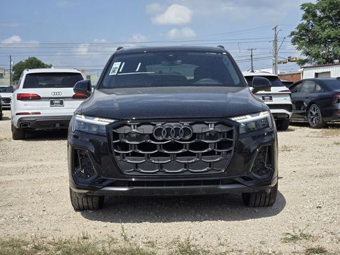 New 2026 Audi SQ7 Prestige AWD/4WD image 4