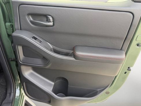 New 2026 Nissan Frontier PRO-4X w/ Pro-4x Convenience Package image 39