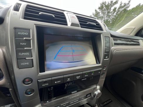Used 2018 Lexus GX 460 w/ Navigation Package AWD/4WD image 19