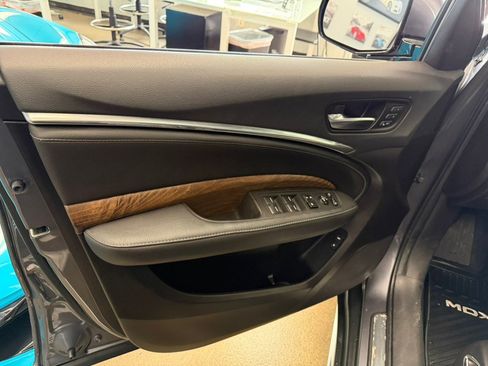 Used 2020 Acura MDX SH-AWD w/Technology Pkg image 25