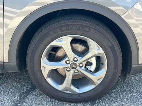 Used 2025 Ford Escape ST-Line w/ Equipment Group 301A FWD image 14