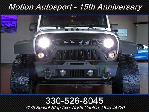 Used 2018 Jeep Wrangler Unlimited Sport S AWD/4WD image 38