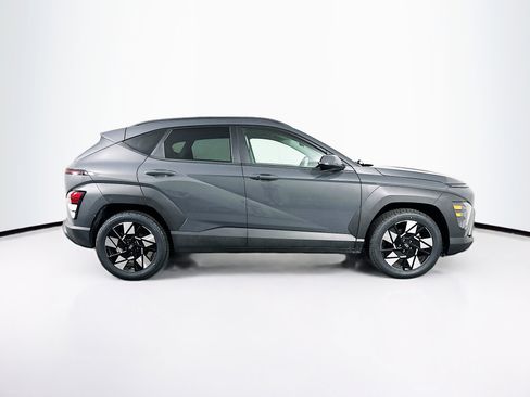 Used 2025 Hyundai Kona SEL FWD image 10