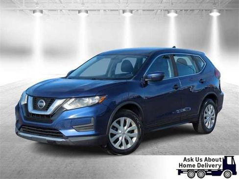 Used 2019 Nissan Rogue image 1