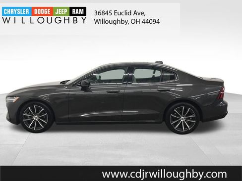 Used 2024 Volvo S60 B5 Core w/ Climate Package image 5