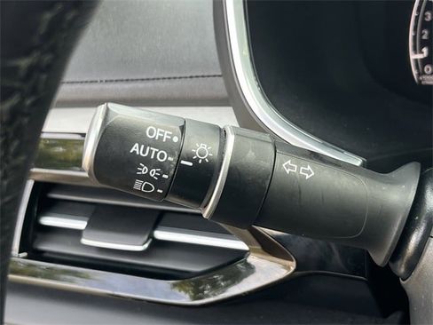 Certified 2023 Acura MDX FWD w/ Technology Package image 24