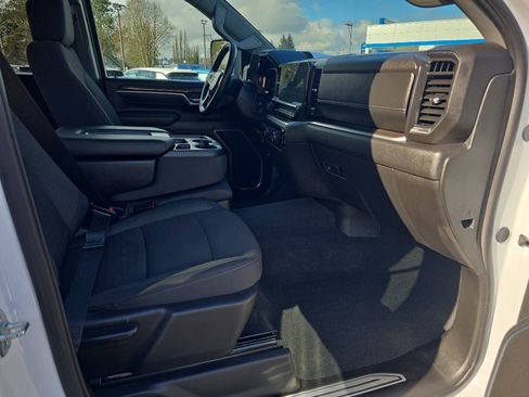 Certified 2025 Chevrolet Silverado 2500 LT w/ Convenience Package image 15