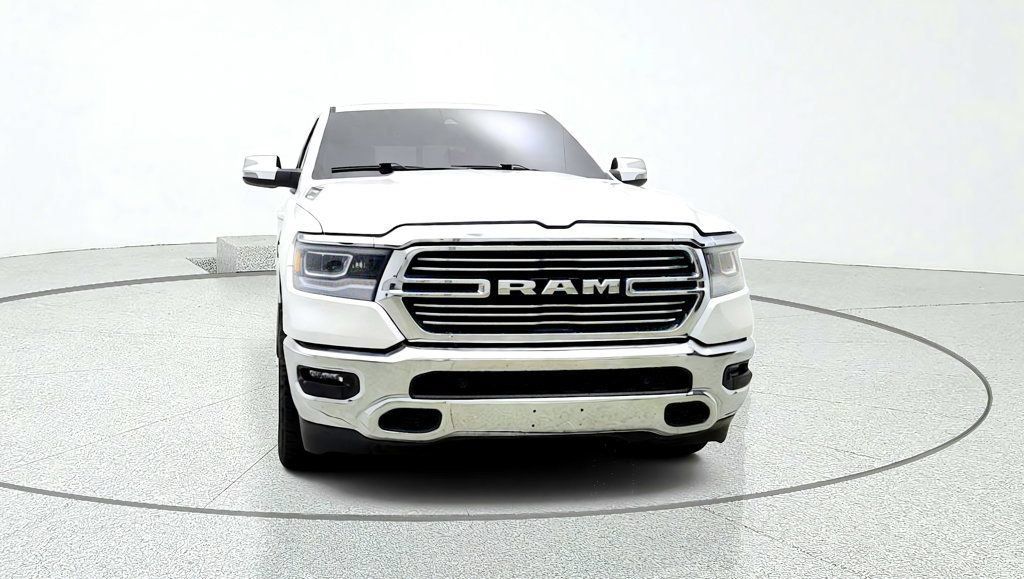 Used 2023 RAM 1500 Laramie AWD/4WD image 2