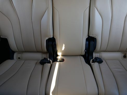 Used 2023 Acura MDX SH-AWD w/ Advance Package image 13