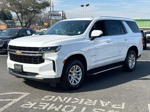 Used 2021 Chevrolet Tahoe LS image 3