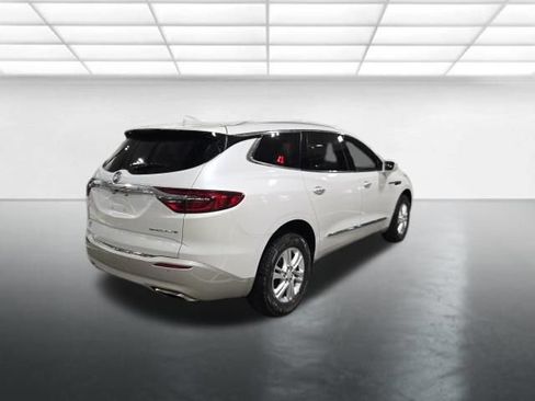 Used 2019 Buick Enclave Essence FWD image 5