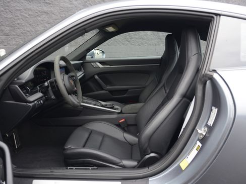 Certified 2025 Porsche 911 Carrera T image 15