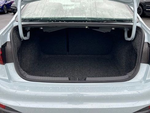 Used 2025 Volkswagen Jetta GLI Autobahn FWD image 12
