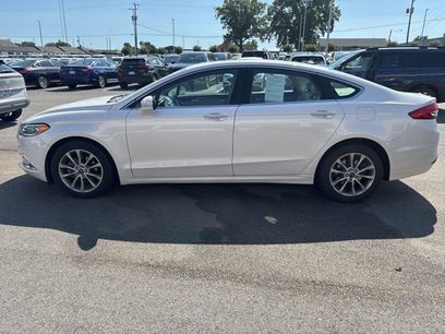Used 2017 Ford Fusion SE w/ Fusion SE Technology Package