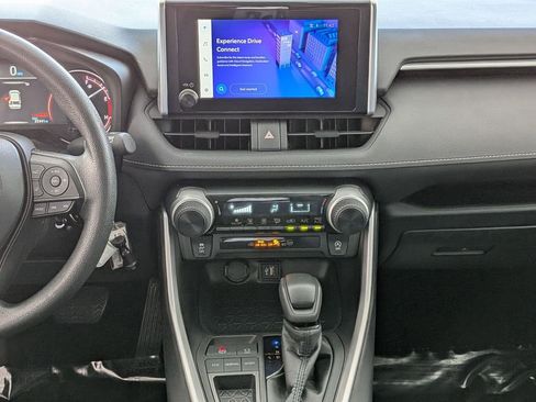 Used 2025 Toyota RAV4 LE image 19