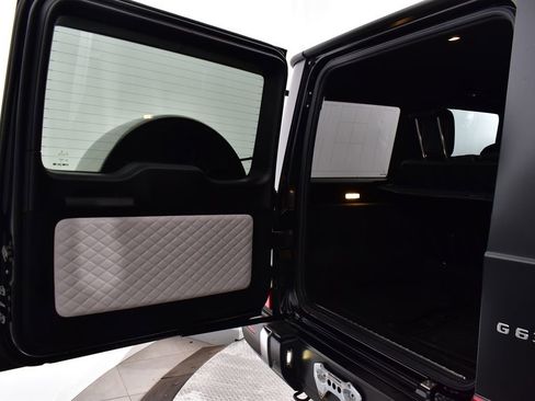 Certified 2022 Mercedes-Benz G 63 AMG 4MATIC image 38
