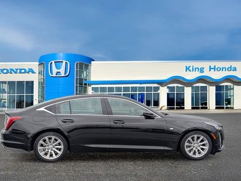 Used 2022 Cadillac CT5 Luxury image 7