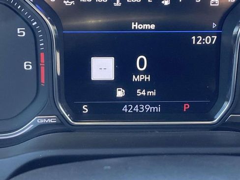 Used 2023 GMC Sierra 2500 Denali w/ Denali Ultimate Package image 19