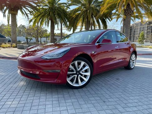 Used 2018 Tesla Model 3 Long Range RWD image 7