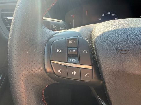 Used 2025 Ford Escape ST-Line AWD/4WD image 32