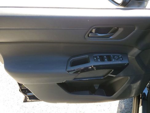 New 2026 Nissan Pathfinder SV FWD image 15