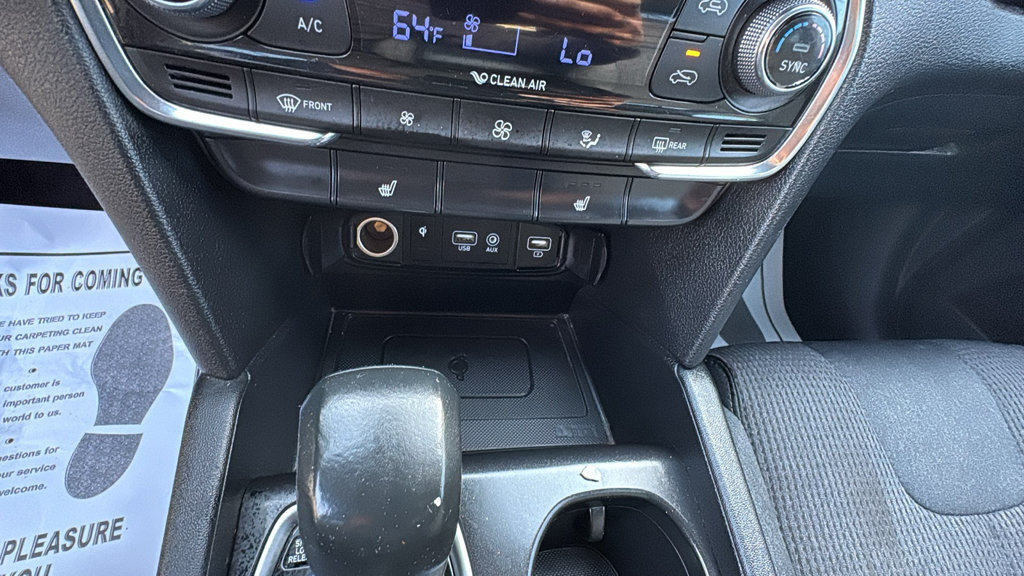 Used 2020 Hyundai Santa Fe SEL w/ Convenience Package AWD/4WD image 22