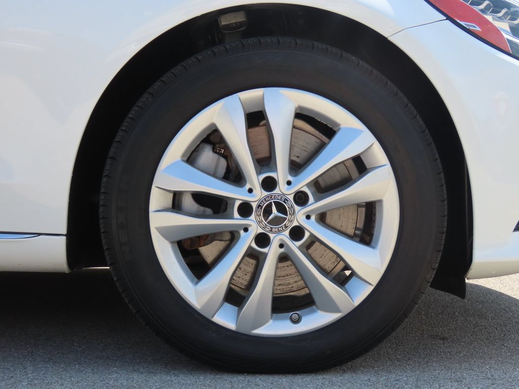Used 2019 Mercedes-Benz C 300 4MATIC Sedan w/ Premium Package image 13