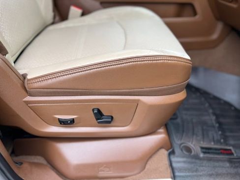 Used 2019 RAM 2500 Laramie image 25