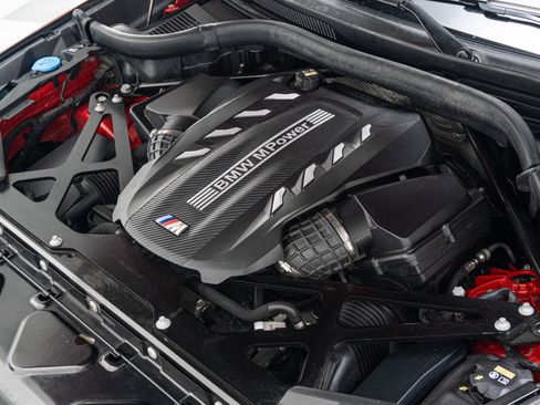 Used 2021 BMW X5 M AWD/4WD image 43