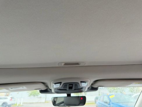 Used 2025 Subaru Outback Limited image 20