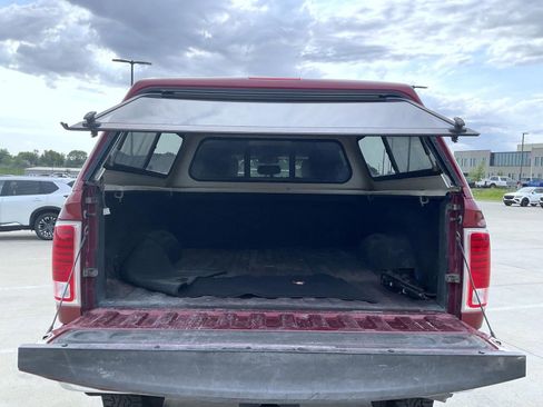 Used 2015 RAM 3500 Laramie w/ Convenience Group AWD/4WD image 9