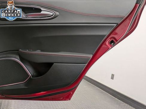 Used 2023 Alfa Romeo Giulia Estrema image 27