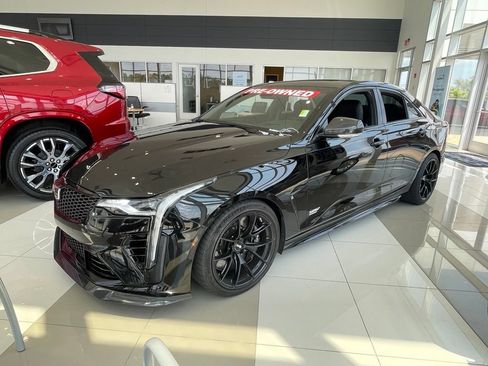 Used 2024 Cadillac CT4 V Blackwing w/ Driver Assist Package RWD image 3