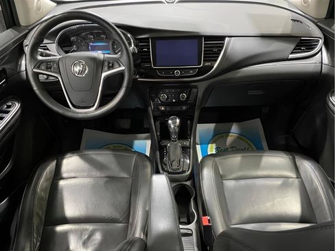 Used 2018 Buick Encore Essence FWD image 18
