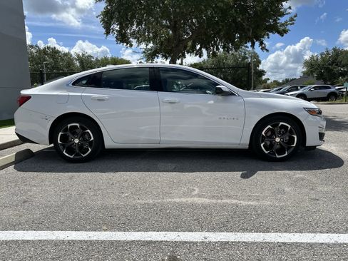 Used 2022 Chevrolet Malibu LT FWD image 10
