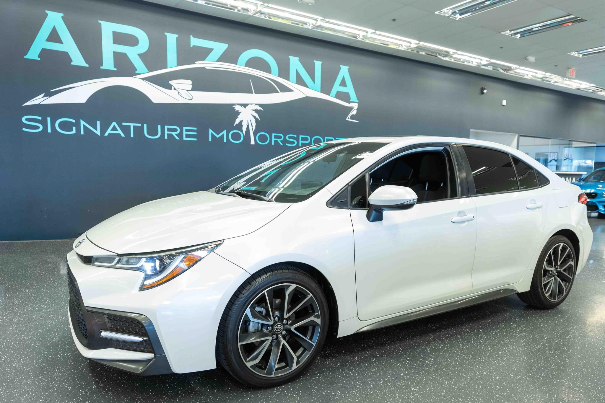 Used 2022 Toyota Corolla SE w/ Carpet Mat Package (TMS) FWD image 1