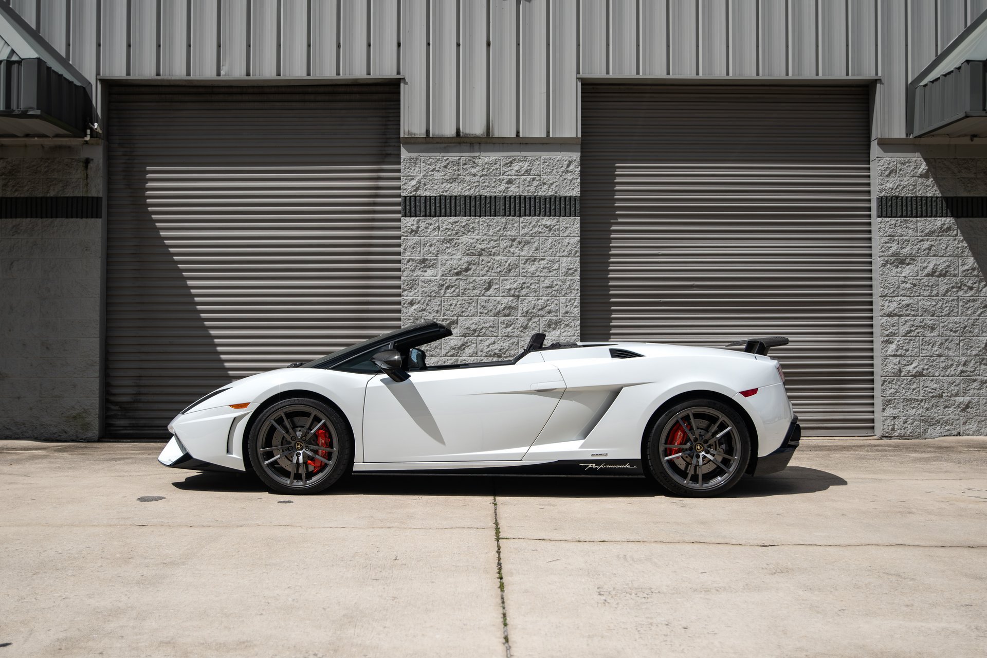 Used 2013 Lamborghini Gallardo LP 570-4 Performante AWD/4WD image 8