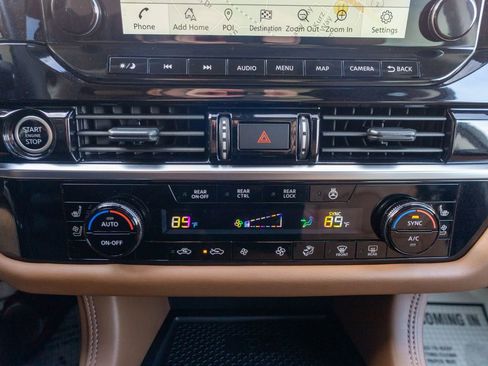 Used 2024 Nissan Pathfinder Platinum w/ Cargo Package image 25