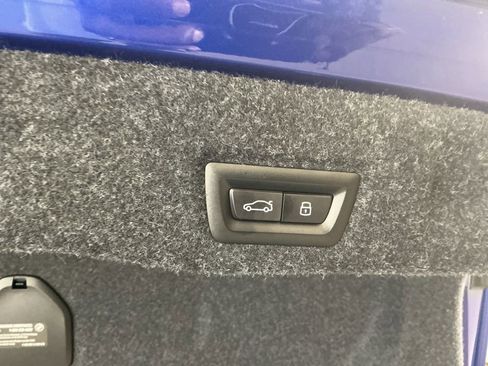 Certified 2026 BMW M5 w/ Carbon Package image 31