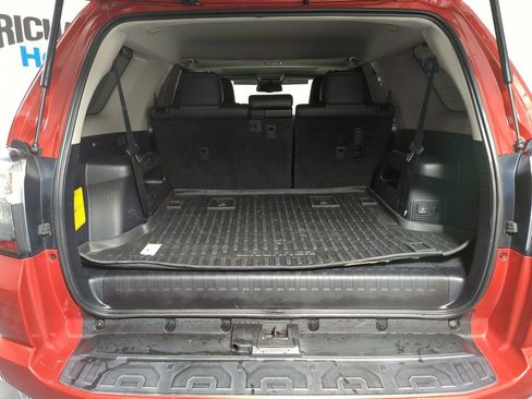 Used 2015 Toyota 4Runner SR5 Premium image 18