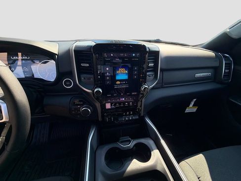 New 2026 RAM 1500 Big Horn AWD/4WD image 25